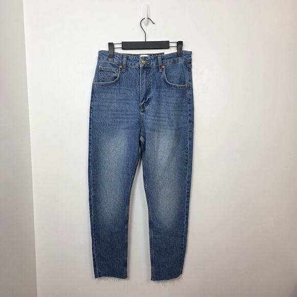 NEW BDG Medium Wash Edie High Rise Super Slim Raw Hem Casual Jeans Size 30 - Picture 3 of 10